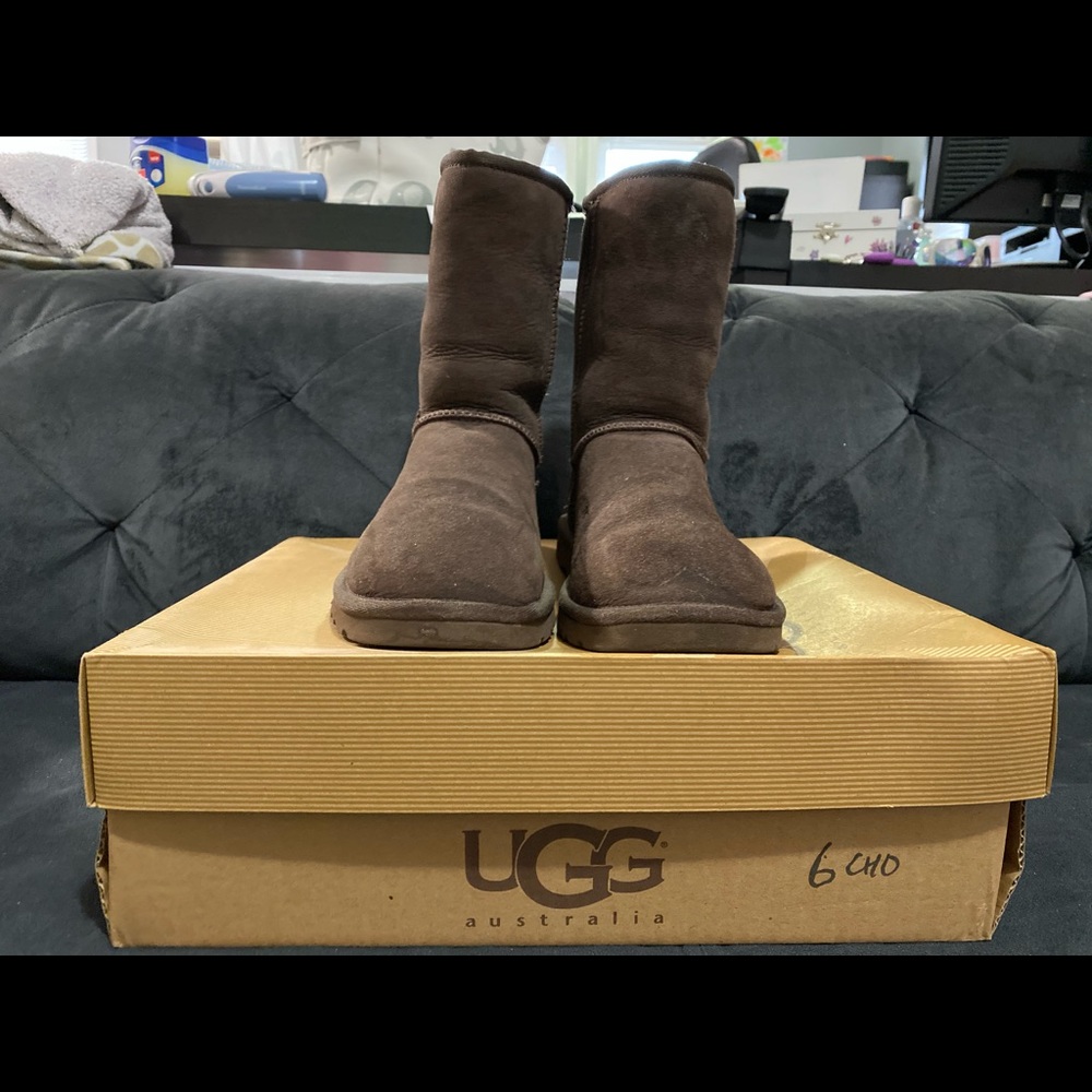UGG W/ classic short boots